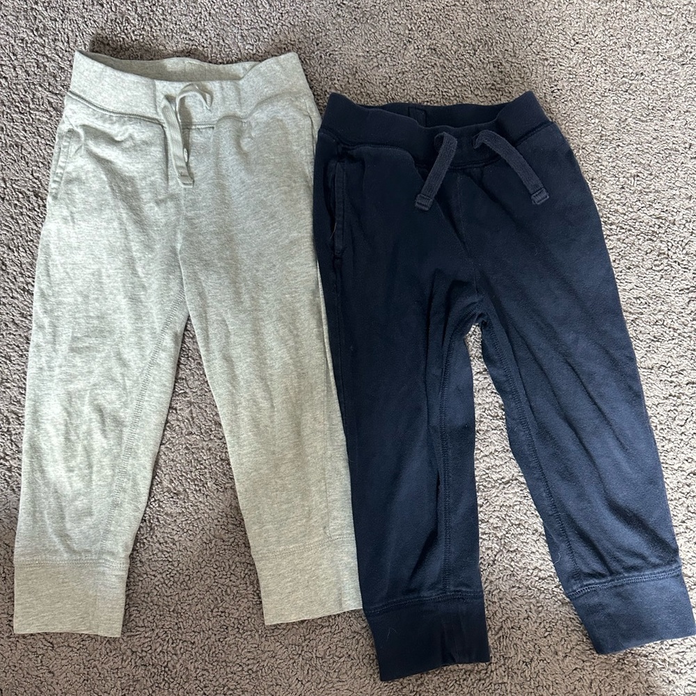 Baby gap boys joggers size 3T gray & navy blue